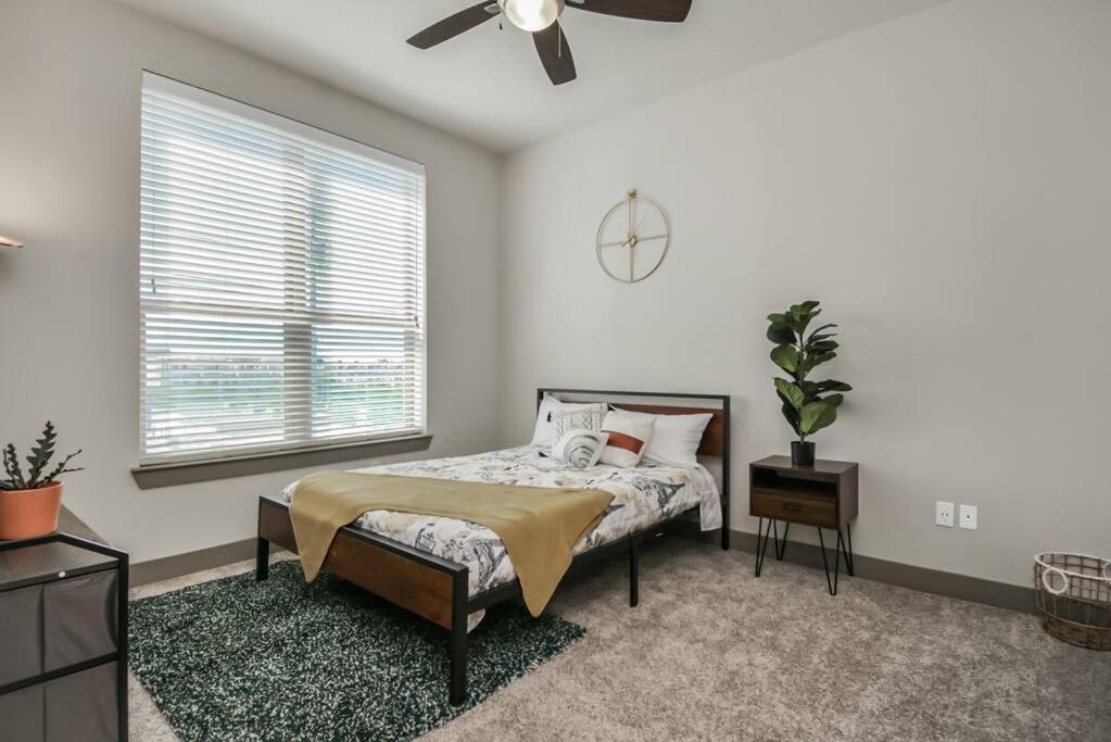 Haven Apartment *